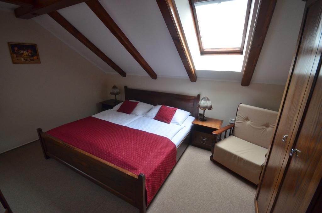 Villa Zerotin Penzion Bed & Breakfast Velke Losiny Luaran gambar