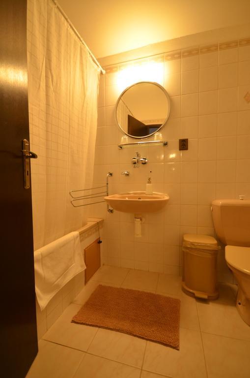 Villa Zerotin Penzion Bed & Breakfast Velke Losiny Luaran gambar