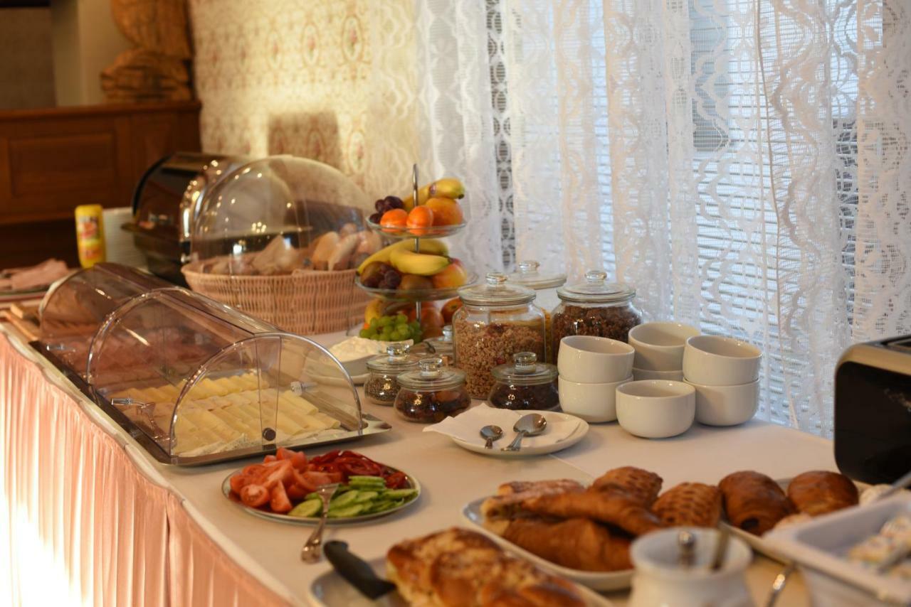 Villa Zerotin Penzion Bed & Breakfast Velke Losiny Luaran gambar